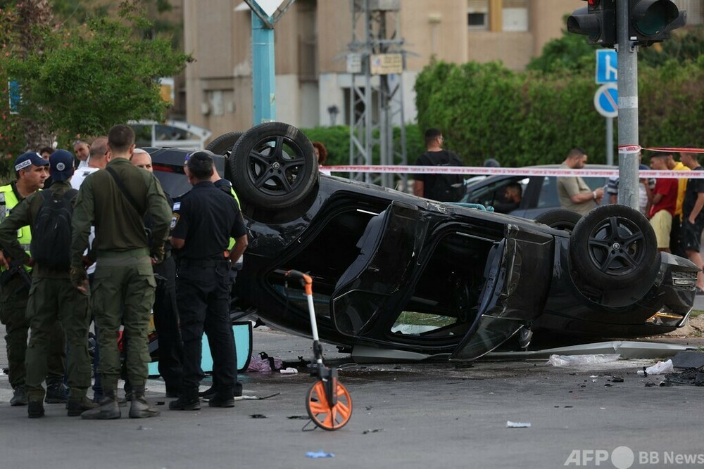 イスラエル極右閣僚、刺傷現場視察の帰路に交通事故で負傷