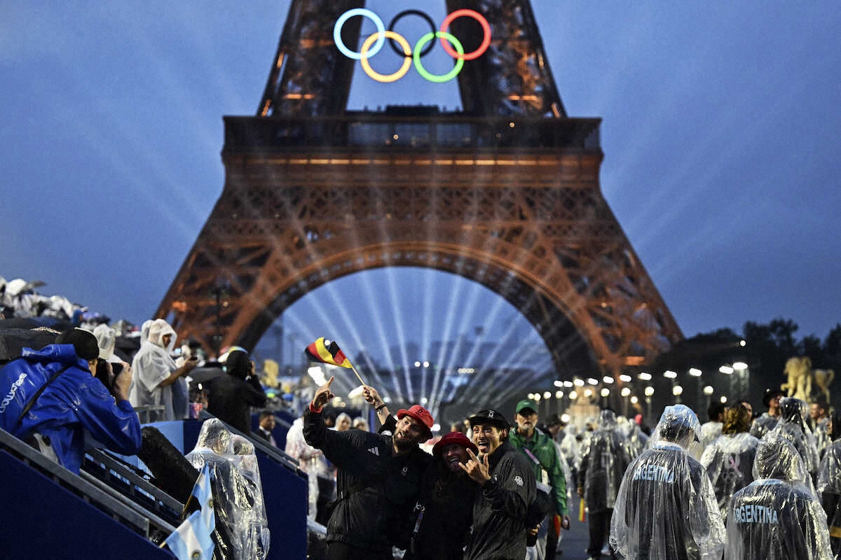 パリ五輪開会式にミニオンが登場 ネット「フランス生まれなん？」