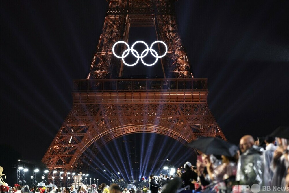パリ五輪開会式は無事終了 フランスは安どのため息