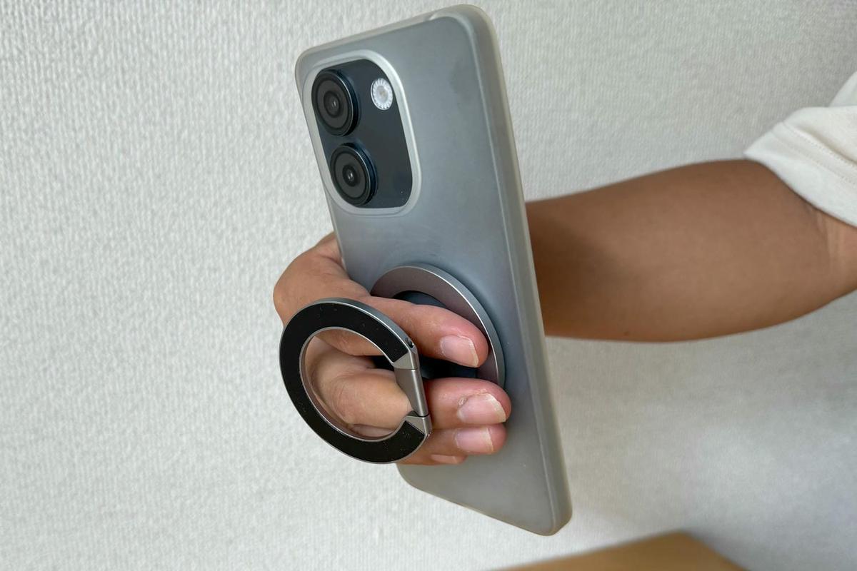 MagSafe対応で着脱一瞬。スマホの操作性を劇的に変えてくれる多機能リング