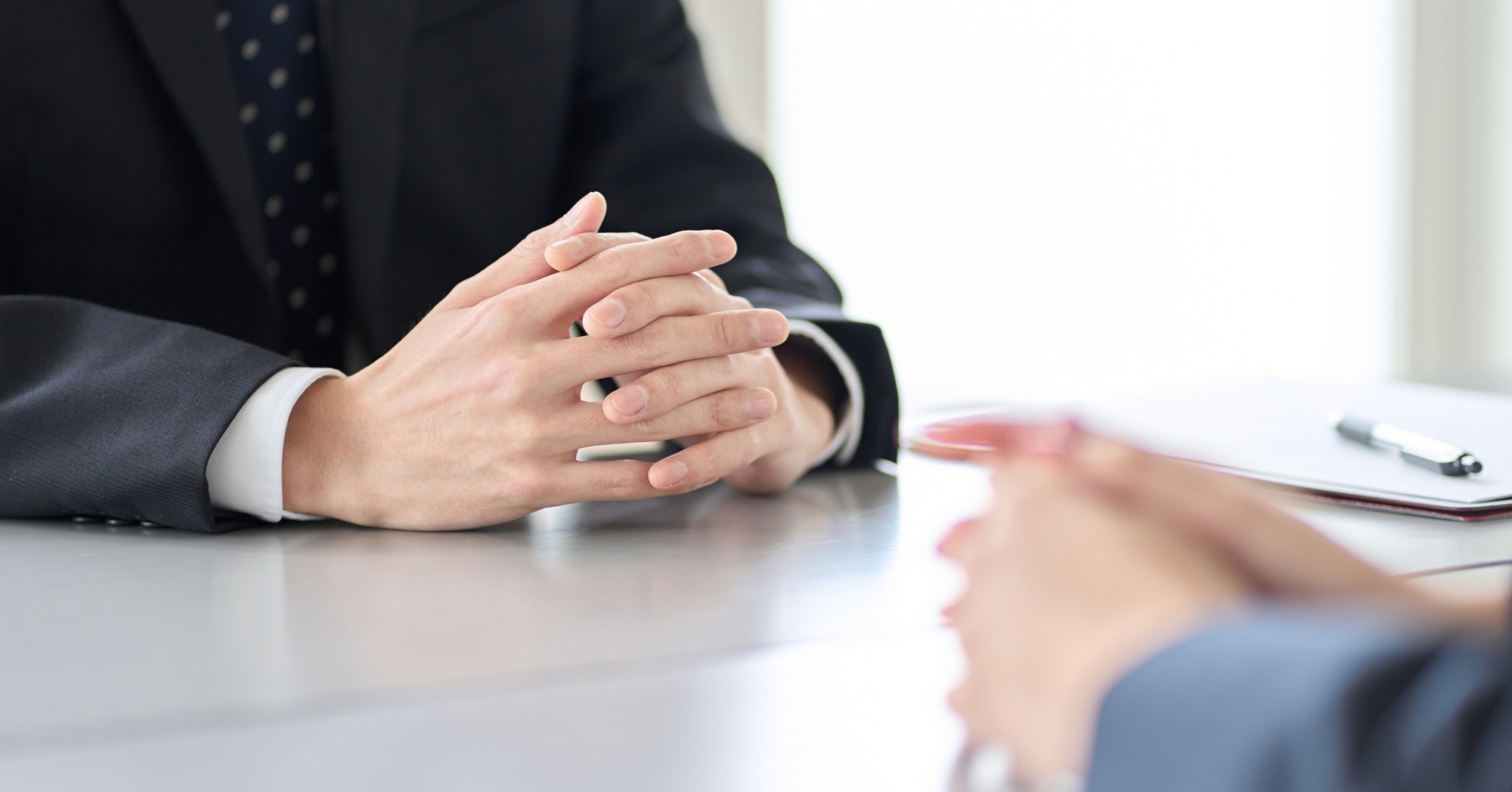 [ITmedia ビジネスオンライン] 2026年卒採用、企業の8割が苦戦　早期化・長期化が進む