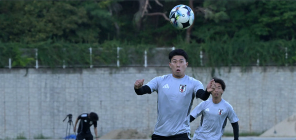 E-1経由W杯行き狙うFW細谷真大、期待の10番デビューへ「着けたことがない番号なので楽しみたい」