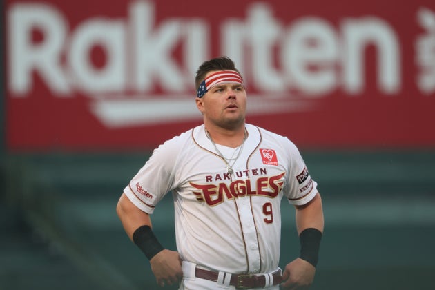 東北楽天の元MLBホームラン王ルーク・ボイト、日本のラーメンを食べる。「ニューヨークで食べたことがあるけど…」