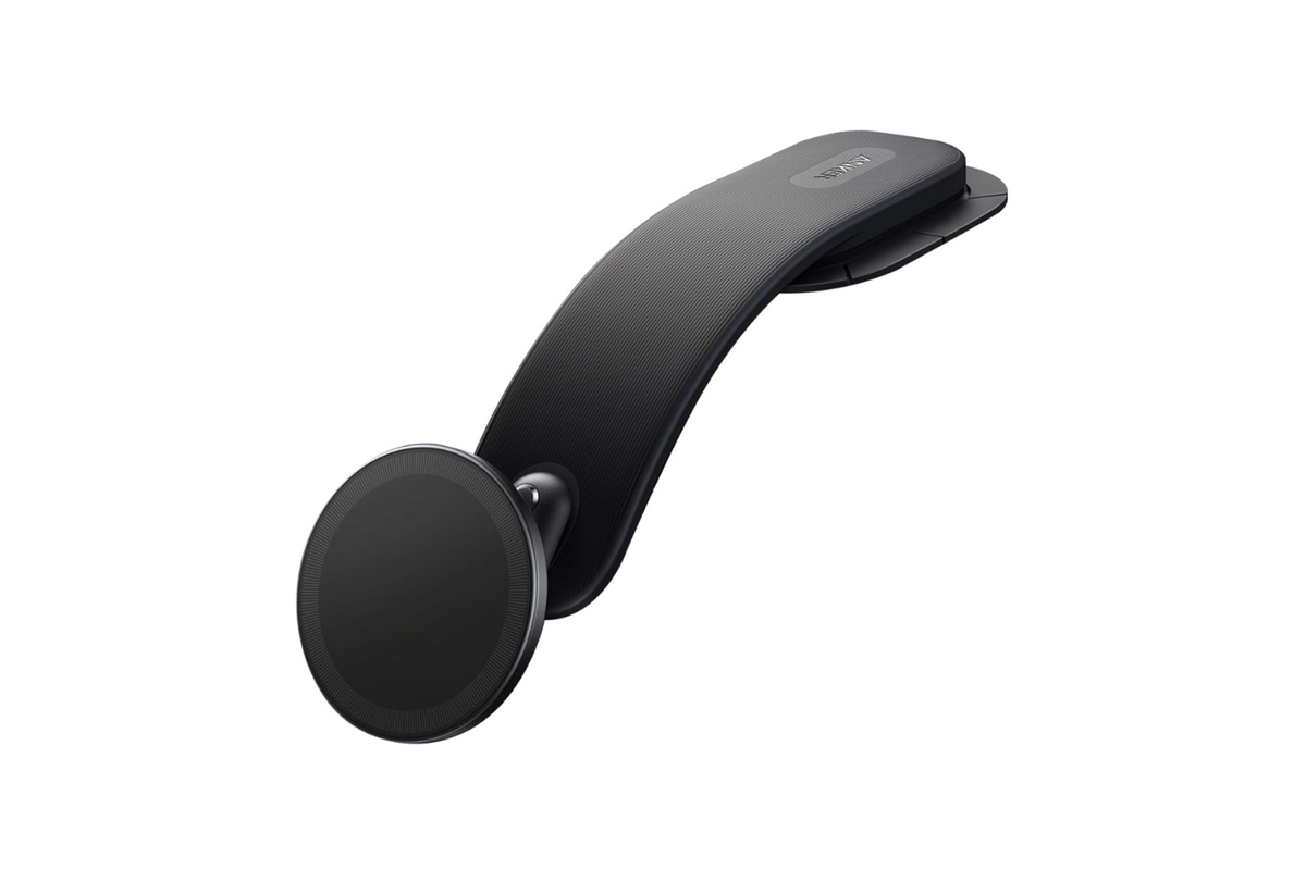 車種を選ばずガッチリ固定。Ankerの車載ホルダーでスマホのベスポジ決まる #Amazonセール