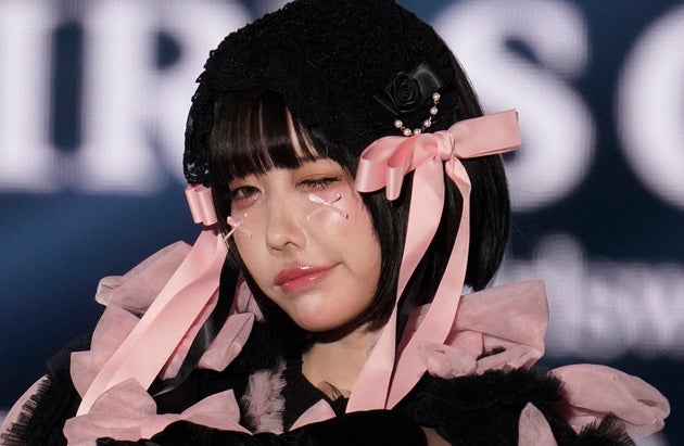 あのちゃん、5冊目のシール帳を公開「シール交換は一度もできたことない」⇒「私と交換して！」共感の声が続々