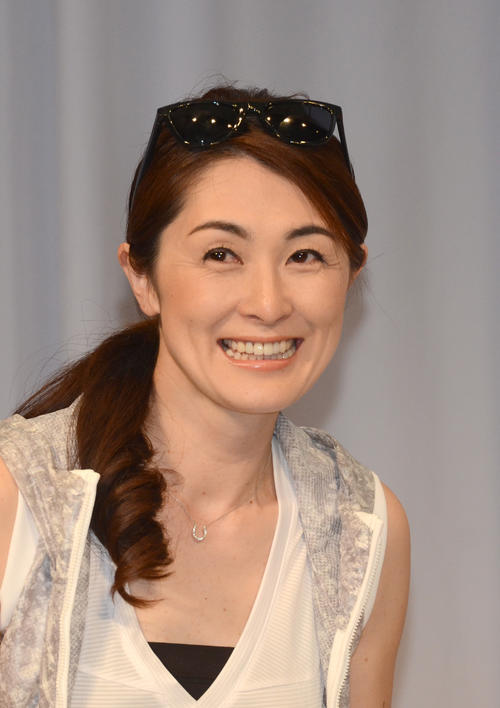 【バレー】「かおる姫だ～」菅山かおるさん「とても幸せ」日本代表OGと再会「すごいメンバー」