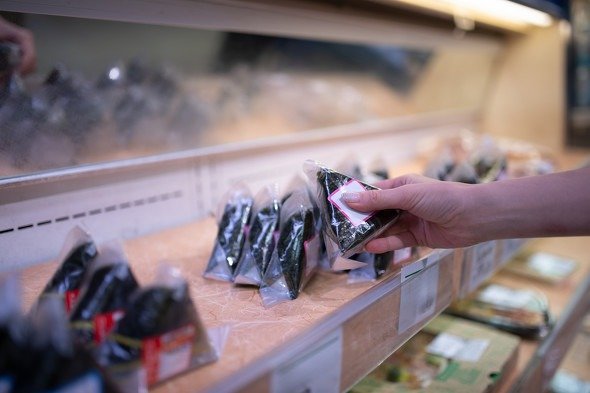 [ITmedia ビジネスオンライン] 値下げするコンビニ各社、“飽和問題”浮き彫りに……　打開のカギは「小さな需要」