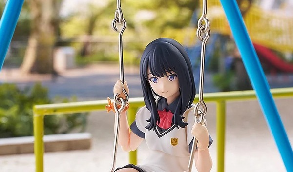 ブランコに座るミニスカ×太ももにドキドキ！「グリッドマン ユニバース」より「宝多六花」が新規アクションフィギュアに