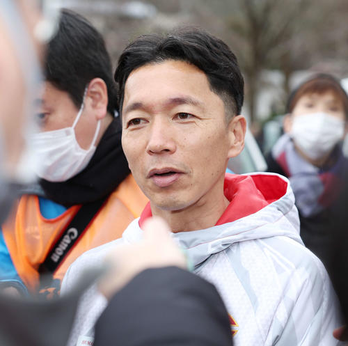 【出雲駅伝】中央大・藤原監督が悲願の初優勝へ「まずはお詣りから！」意気込む選手の姿を披露
