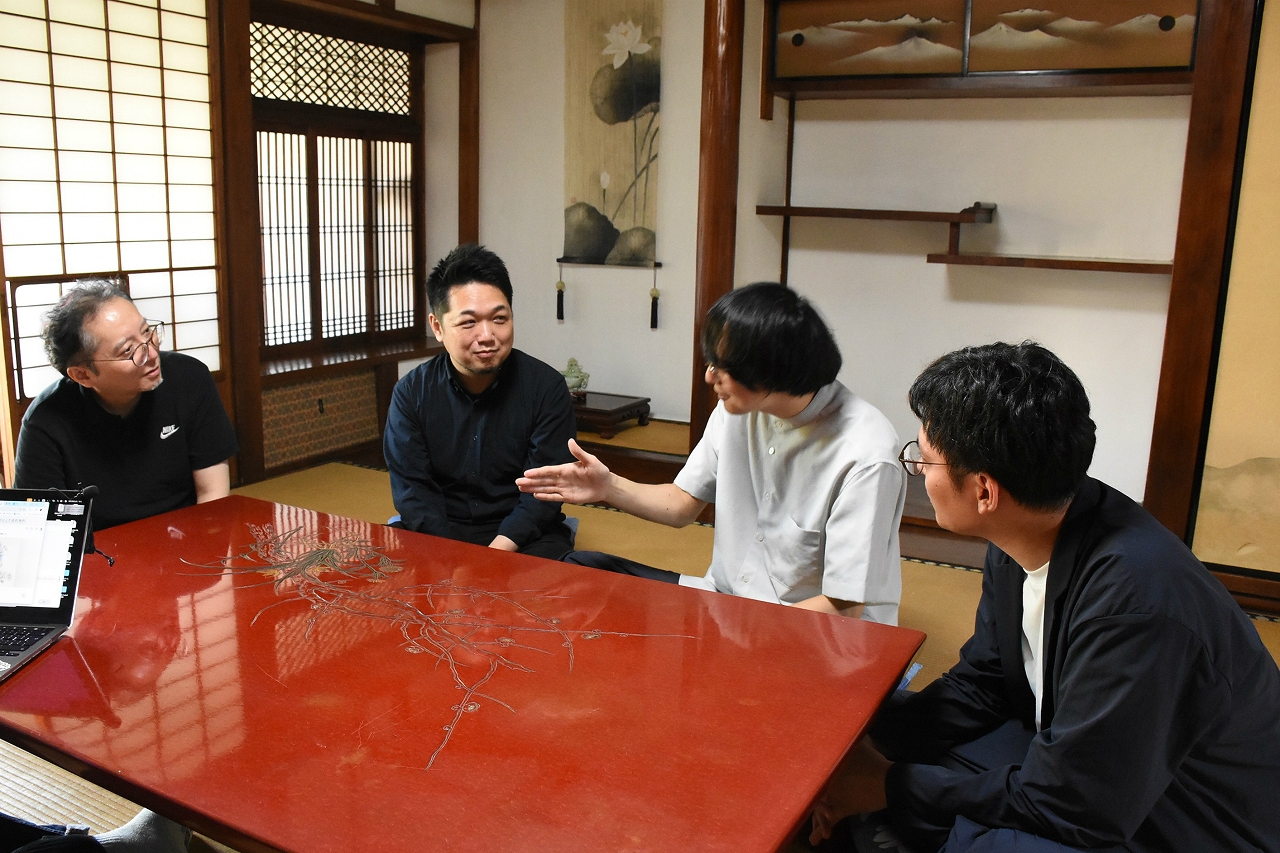 「違う冬のぼくら」×「都市伝説解体センター」クリエイター＆パブリッシャ対談。個人開発とチーム開発，それを支える出版系パブリッシャの話