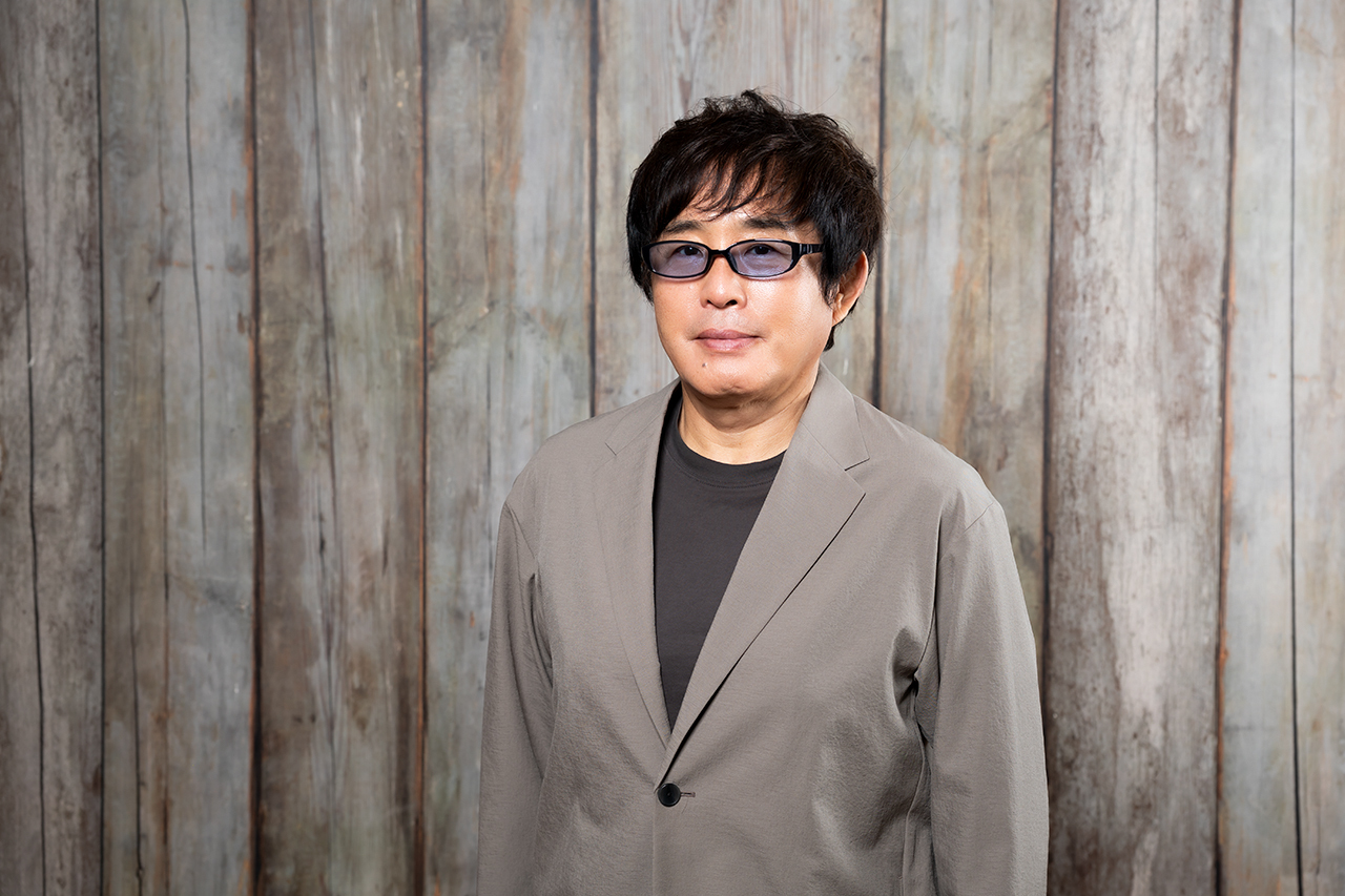 佐藤竹善、世界中で愛されるクリスマス・ソングを中心に仕上げられたベストアルバムに込めたメッセージとは