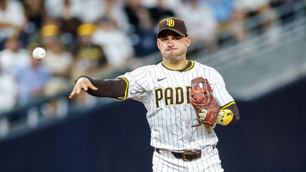 MLBがパドレスの2選手に処分 ワイルドカードシリーズで不適切言動