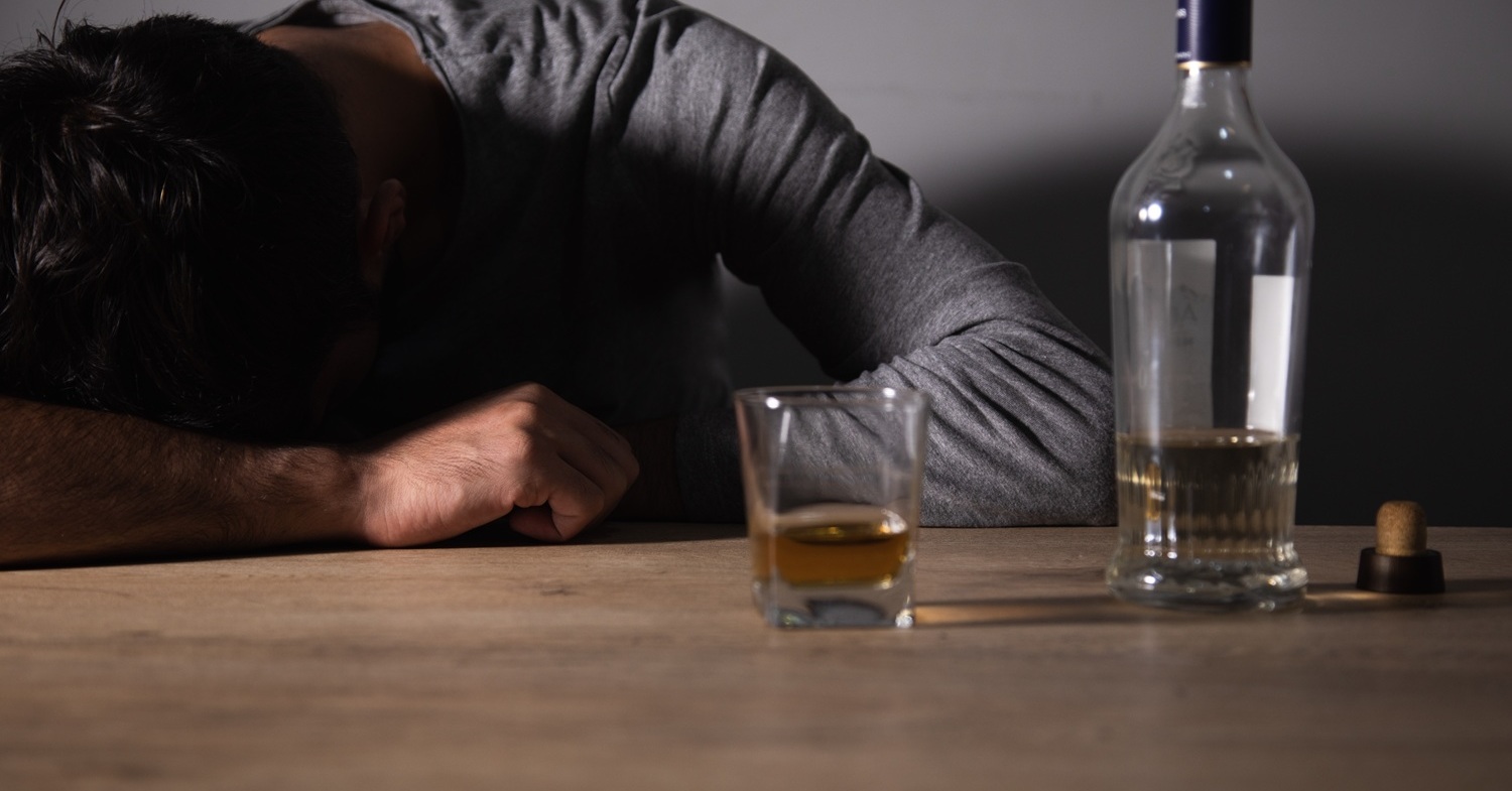 [ITmedia News] 生徒の情報入りUSBメモリ＆HDD＆PC＆書類を紛失　川崎市の中学教員、酔って路上で居眠り