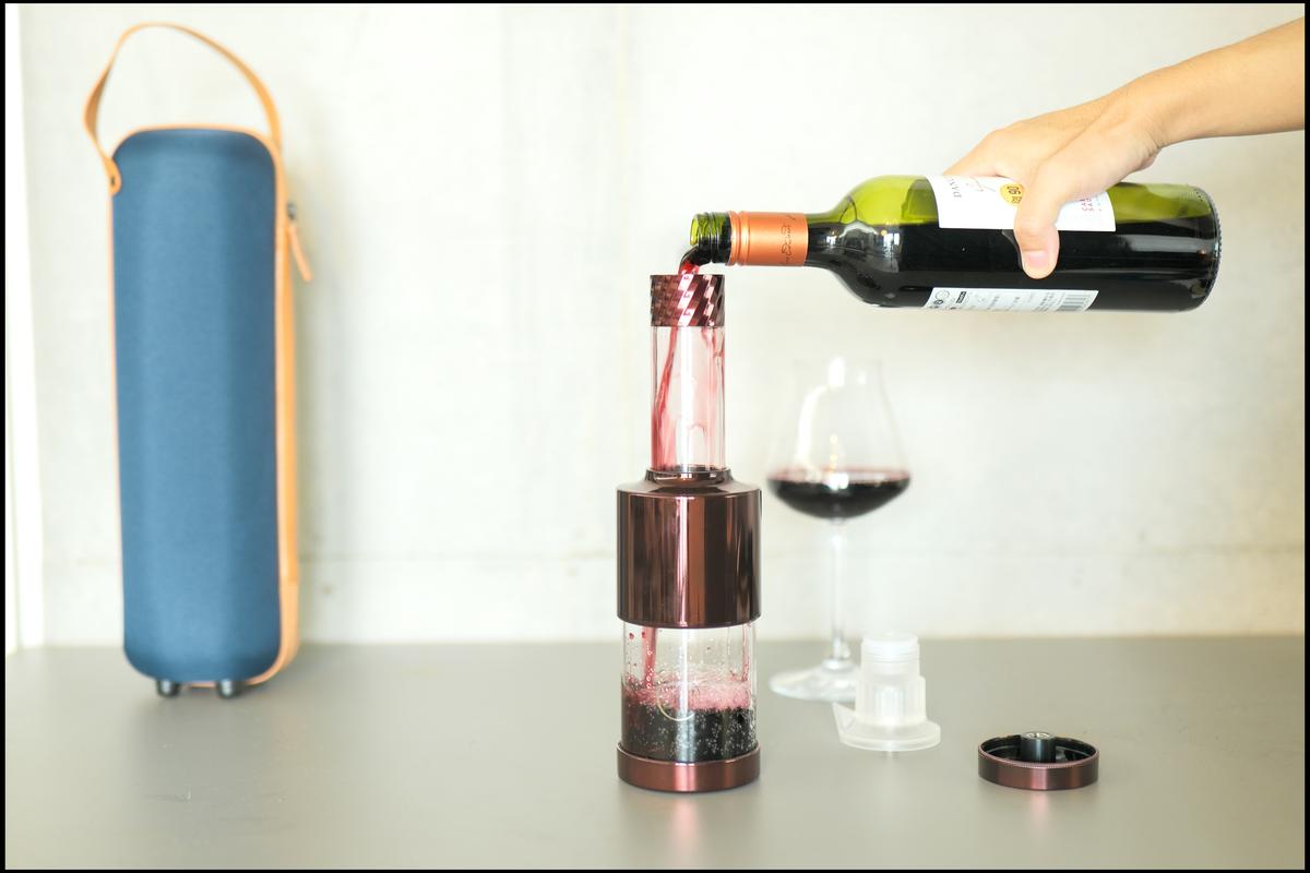 毎日グラス1杯の快適ワイン生活。真空保存ディスペンサーが叶えてくれた