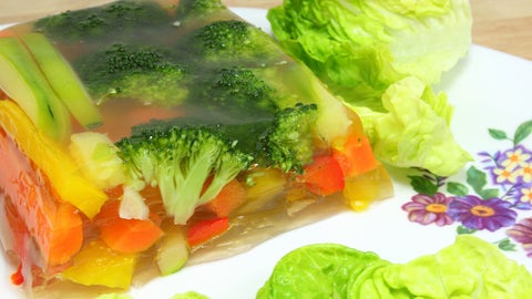 クリスマスにもぴったり、農水省が「野菜のテリーヌ」レシピを紹介。「1日分の野菜摂取」におすすめ