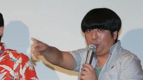 日村勇紀、東京・十条の人気立ち食いそば店でかき揚げそばを堪能「立ち食いのレベルがすごく上がってる…」