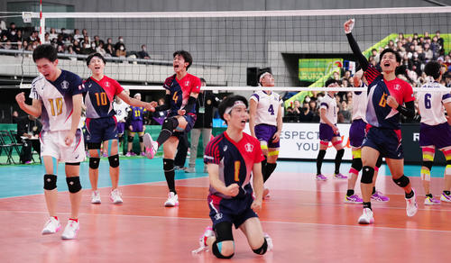 【高校バレー】男子は東山と清風が決勝進出／大会第５日写真特集１