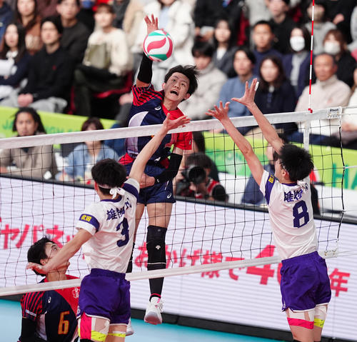 【高校バレー】東山、高橋藍擁した20年以来の決勝進出　エース岩田怜緯「自分も日本一に」