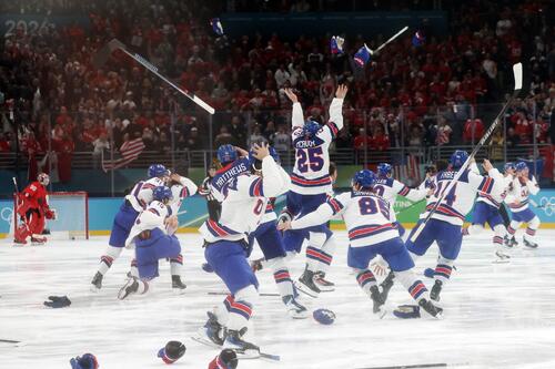 【アイスホッケー】26年五輪最後の金メダルは米国　カナダに劇的勝利46年ぶりＶ…乱闘も発生