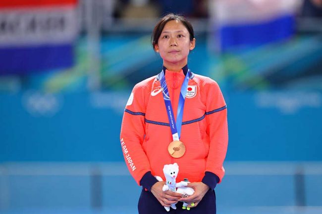 高木美帆の体格差が一目瞭然 表彰台での「異端ぶり」にネット反響