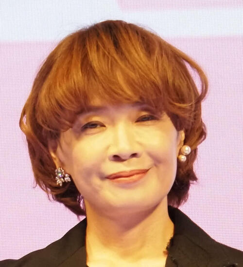 【開会式】「踊る黒柳徹子」漫画家ヤマザキマリさんがイタリア有名芸能人をパワーワードで紹介