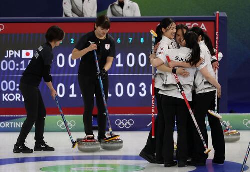 【カーリング】「韓国のアイドル」のスーパーショットが日本を粉砕、SNSで「かわいい」