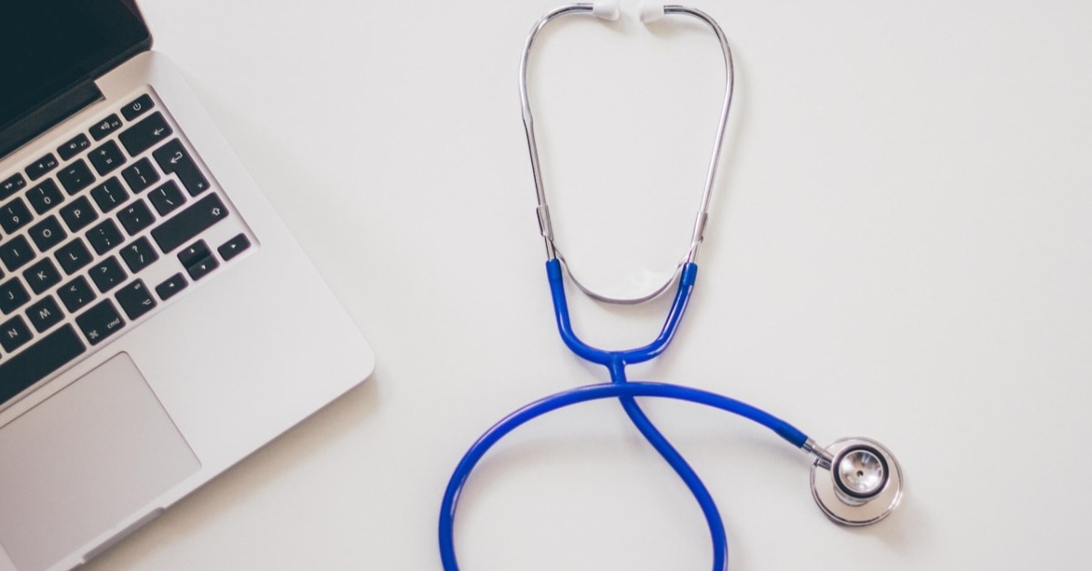 [ITmedia エンタープライズ] 能登の総合病院は「1000台規模の“遅いVDI”」をどう解消したのか？