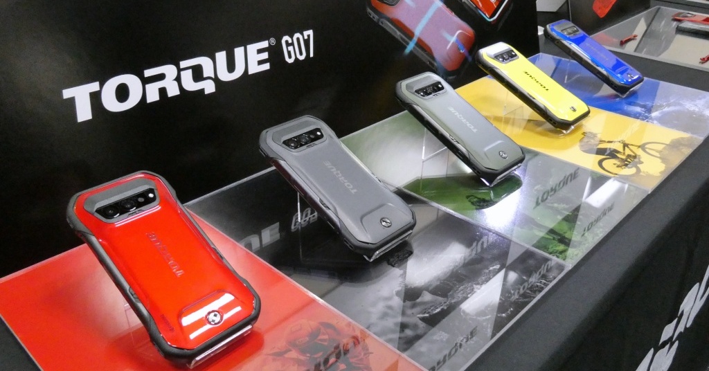 [ITmedia Mobile] auから高耐久スマホ「TORQUE G07」登場　耐泥水に対応、衛星通信専用アンテナを搭載　実機を速攻チェック