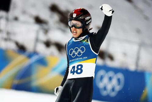 【ジャンプ】初出場の二階堂蓮が銅メダル獲得　元ジャンパーの父学さんが立てなかった五輪舞台で