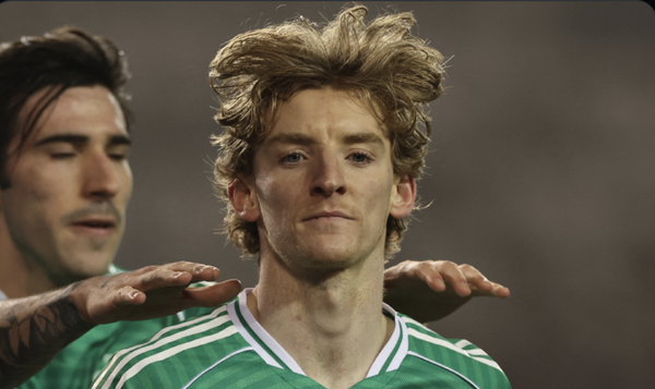 ゴードンがCLで驚異の1試合4ゴールを記録…大会史上18人目の快挙