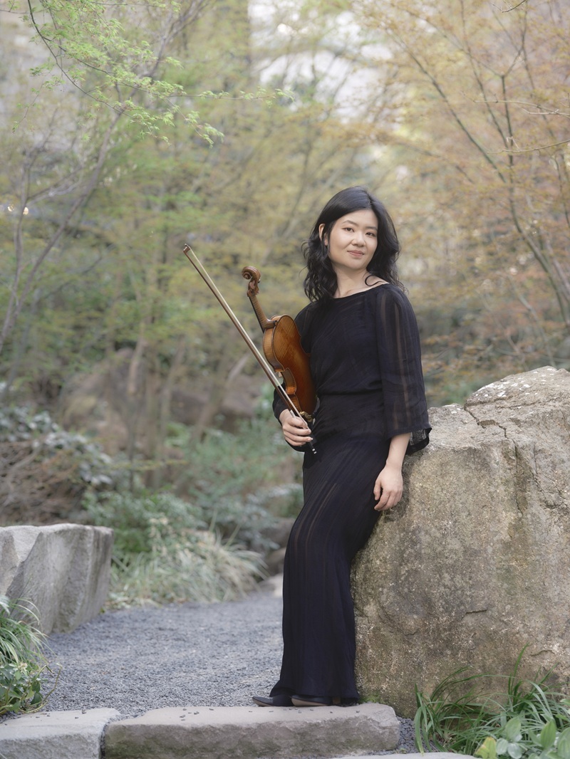 金川真弓（ヴァイオリン）インタビュー　バッハの無伴奏ソナタ＆パルティータ全曲演奏に初めて挑む