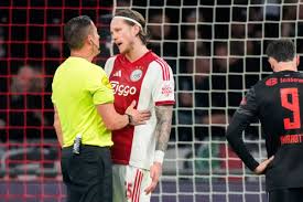 ヴェフホーストを失敗補強と思ったことは1ミリもないんだが…