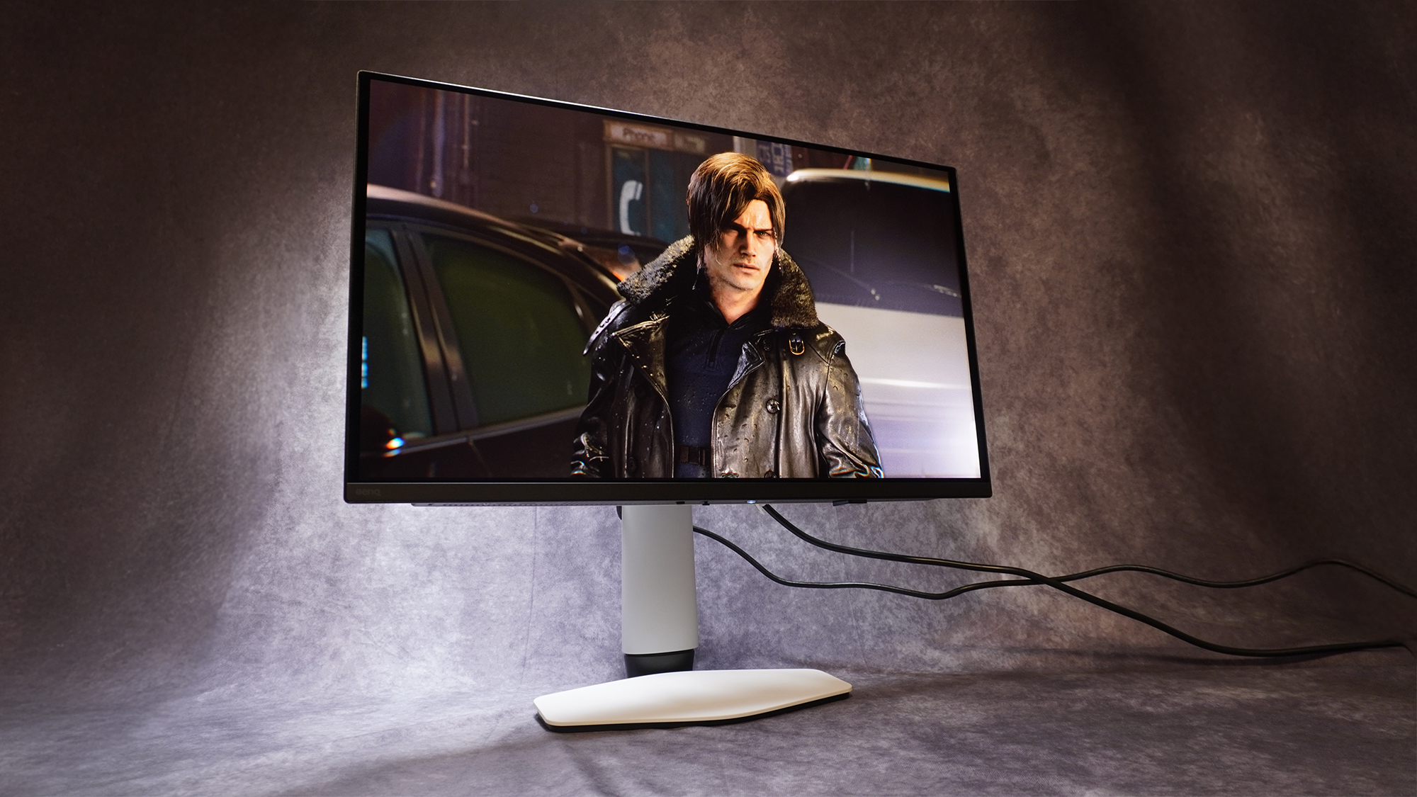 【特別企画】“完全な黒”が生み出す「バイオハザード レクイエム」の恐怖体験。「MOBIUZ EX271UZ」QD-OLEDで検証[Sponsored]