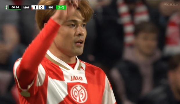 「佐野海舟が佐野海舟がボールを回収」 圧巻の加速力で敵DFを阻止