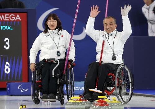 【パラリンピック】車いすカーリング小川亜希＆中島洋治組３勝３敗に　２位に５チーム並ぶ