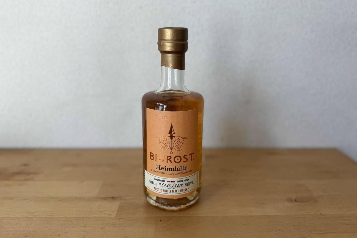 氷河の水×4種の樽×北欧神話。ノルウェー限定ウイスキー「BIVROSTヘイムダル」