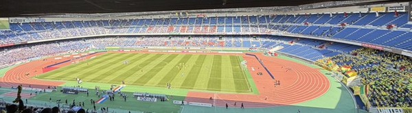 【画像】日産スタジアム、あまりに巨大すぎる