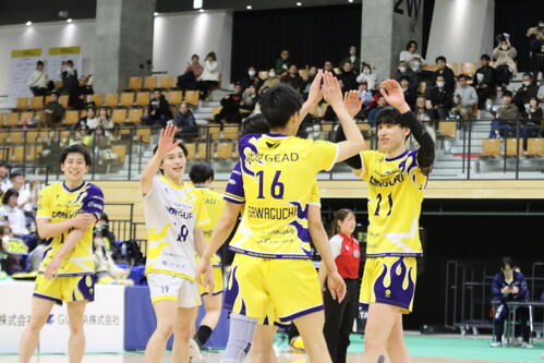 【バレーボール】北海道イエロースターズ東地区連覇に王手「しんどい試合」も、つくばに逆転勝ち