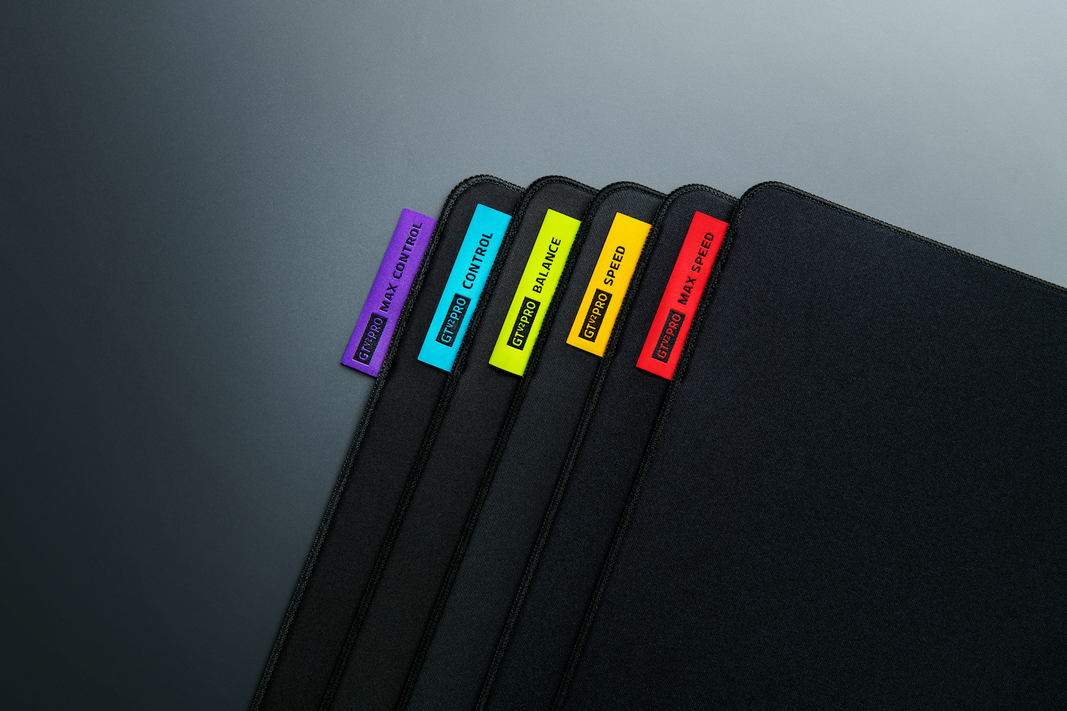 Razer、5種類の摩擦特性から選べるゲーミングマウスパッド「Gigantus V2 Pro」発表。近日発売へ