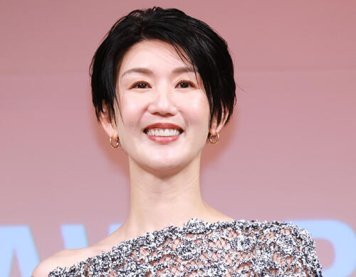 栗原恵さん、地元の子育て応援大使に就任「ママ２年目…皆さんと一緒に歩んでいきたい」