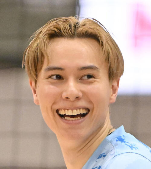 【バレー】高橋藍が203日ぶり更新「降臨なさった～」愛犬との２ショット公開にファン歓喜