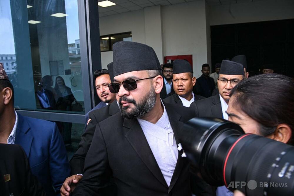 ラッパーから転身の35歳シャハ氏が首相就任 ネパール