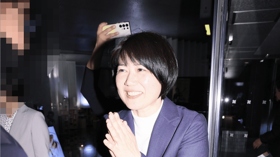 公募審査問題の取材で判明…小川晶氏の「密会相手」が再就職していた