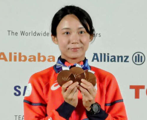 【スピードスケート】引退表明の高木美帆が総合２位発進　500ｍは首位　８日にラストレースへ