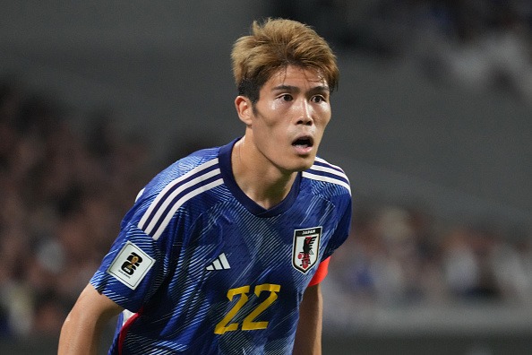 冨安健洋が所属するアヤックスvs上田綺世 オランダ・エールディビジ戦