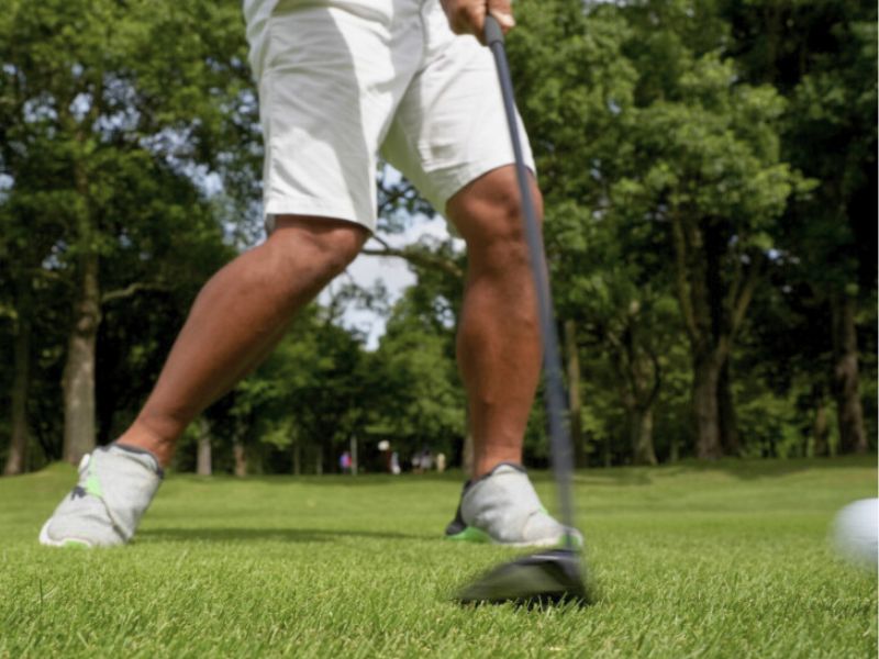 ゴルフの「トップ」はスコアが上がらない原因 芯をとらえるスイングのコツ