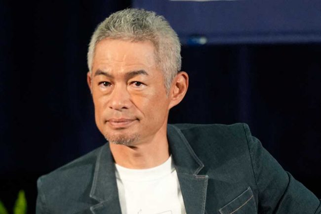 バット部分が折れたマリナーズの銅像 イチロー氏の返しが話題