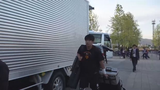 巨人・泉口友汰が顔面打撲で抹消 石塚裕惺が試合開始直前に一軍合流