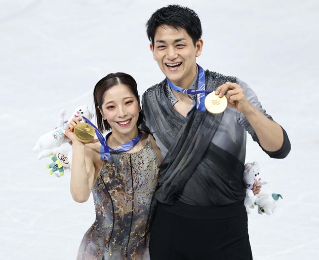 りくりゅう、お互いをスマホで撮影→SNSに投稿「楽しそう」「微笑ましい」「和みます」と話題に