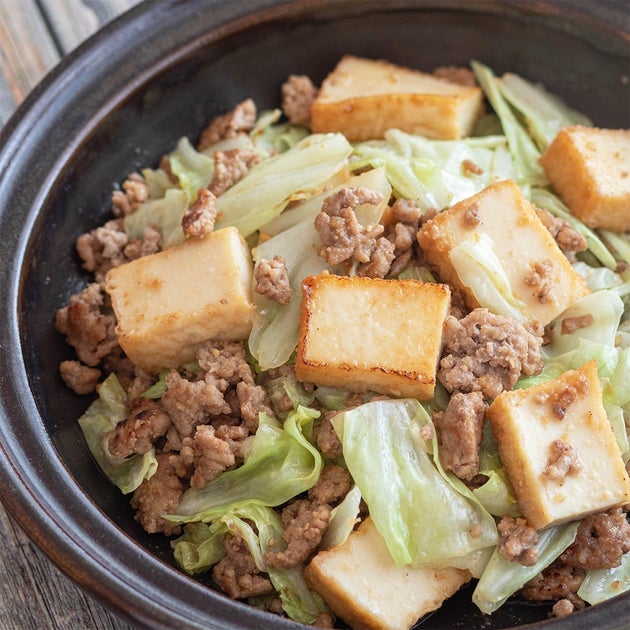 【夕飯の献立に迷ったらコレ】パパッと作れてボリュームたっぷり！お肉と野菜が一緒に摂れるメインおかず4選